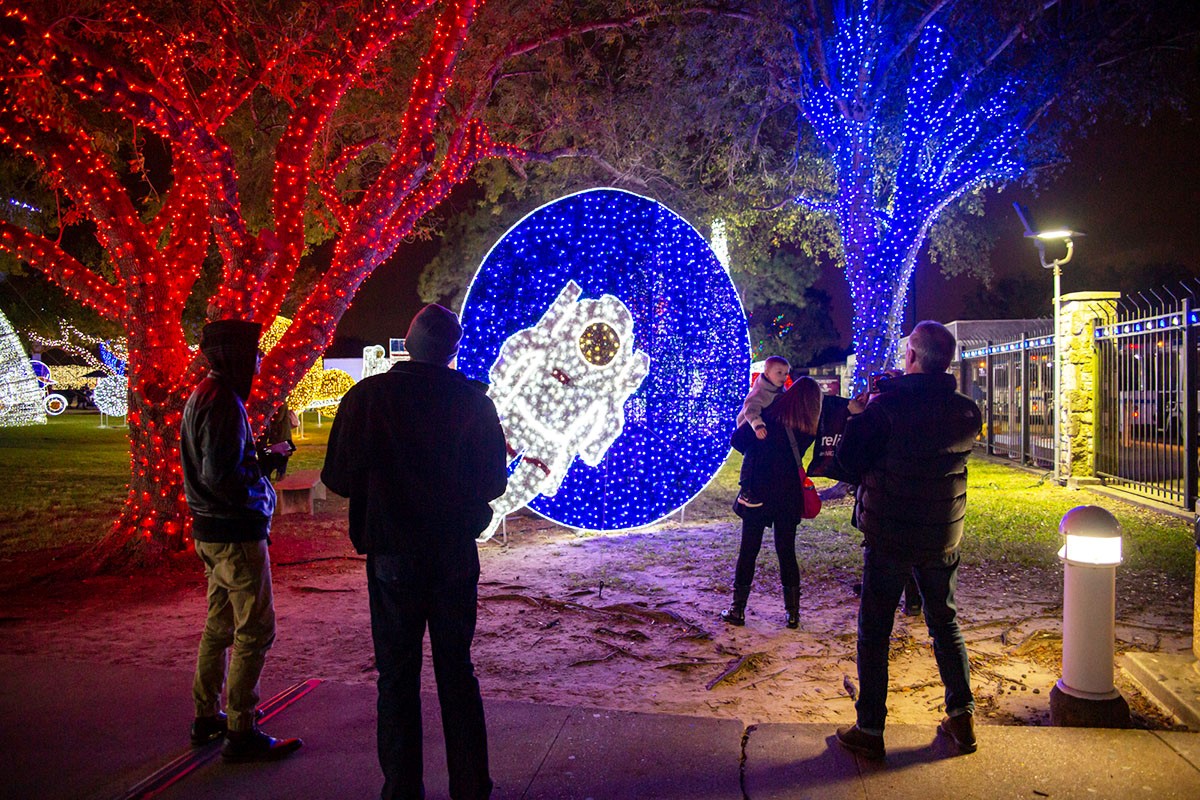 space-center-houston-galaxy-lights-the-buzz-magazines